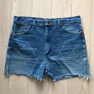 Vintage Wrangler Embroidered Denim Shorts Size 33 Made in USA